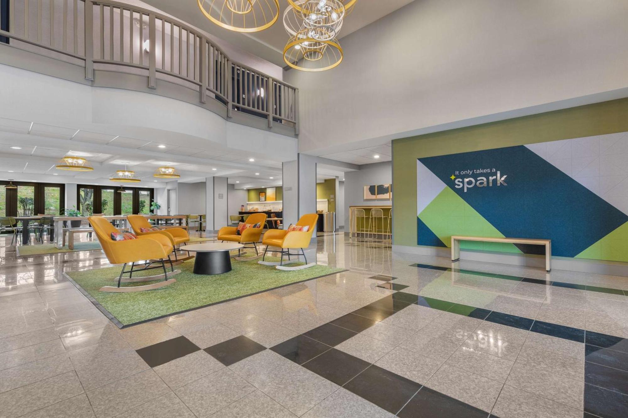 Spark By Hilton Уинчестър Екстериор снимка
