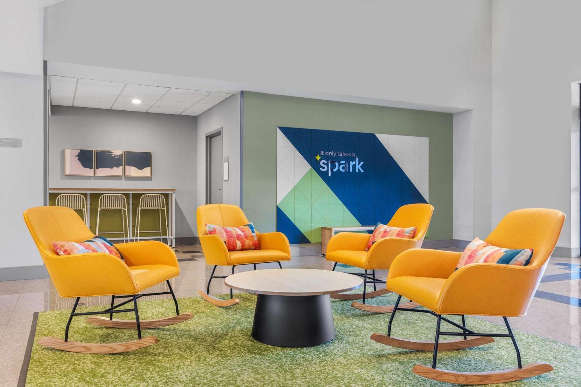Spark By Hilton Уинчестър Екстериор снимка